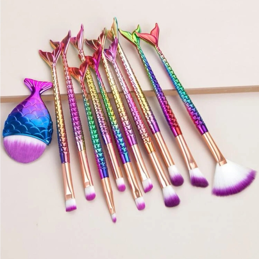 11pc Makeup Brush Set ❤️